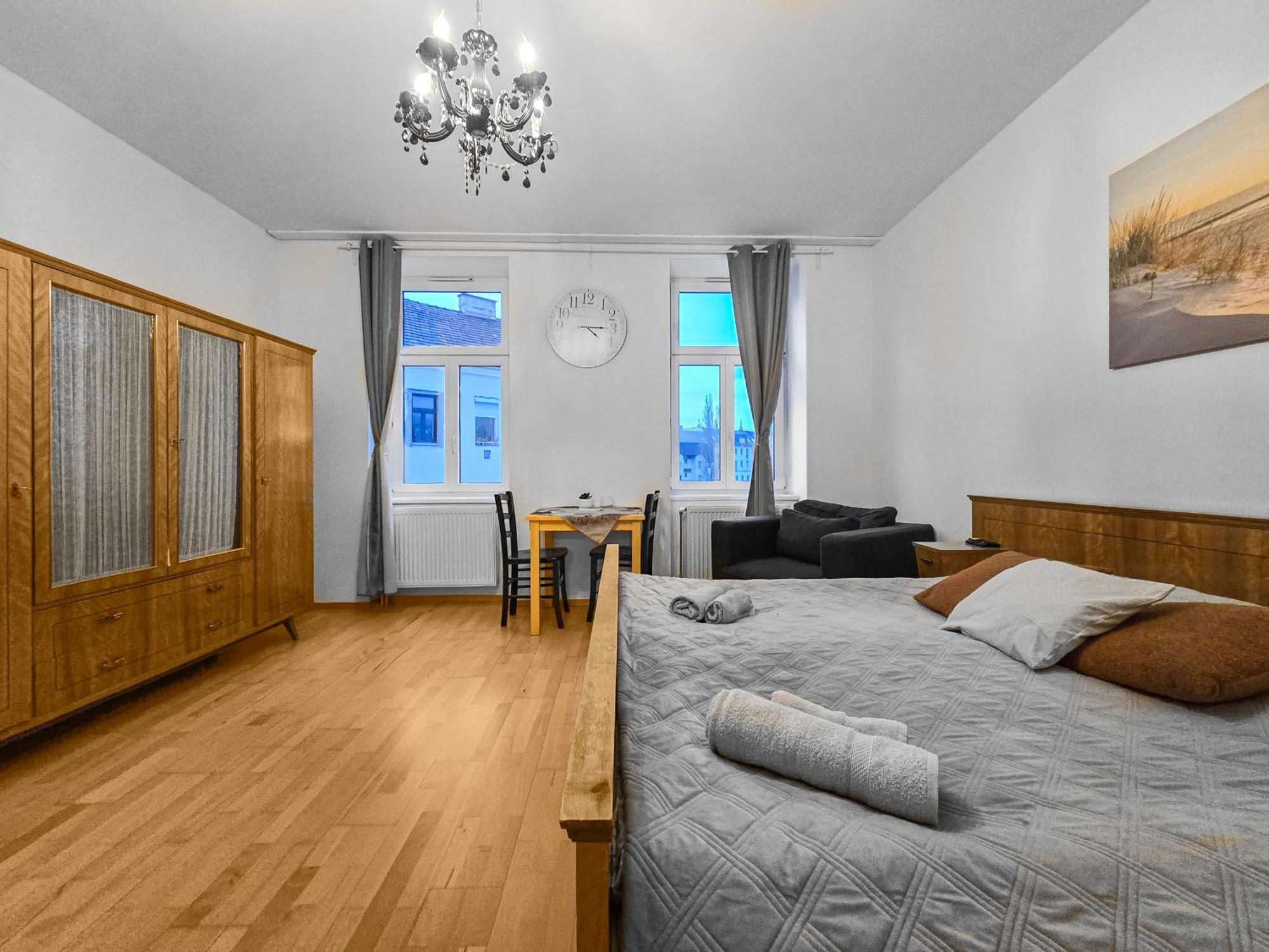 Three-Bedroom, Three King-Size Bed Retreat Vienne Extérieur photo